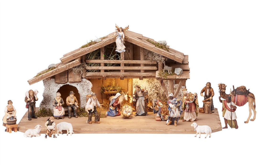 Mahlknecht Nativity sets - Alpine Stable With Lighting 17, 20, 25 and 30 Piece Sets